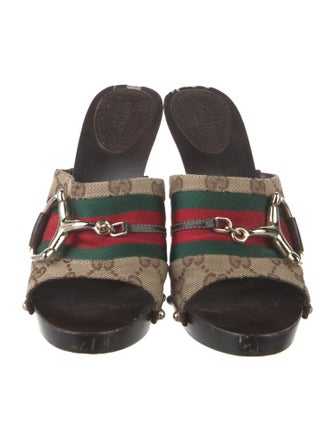 Gucci GG Canvas Canvas Slides