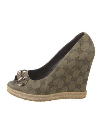 Gucci GG Canvas Canvas Pumps