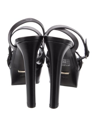 Gucci Leather Sandals