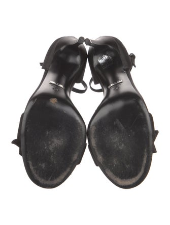 Gucci Satin Bow Accents Sandals