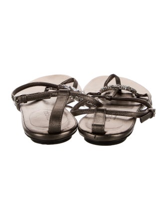 Gucci Interlocking G Logo Leather T-Strap Sandals