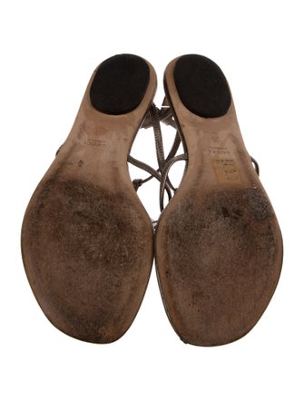Gucci Interlocking G Logo Leather T-Strap Sandals