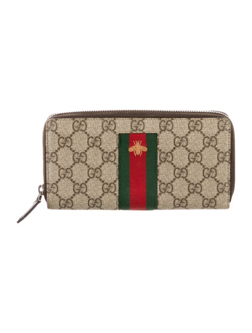 Gucci GG Supreme Wallet