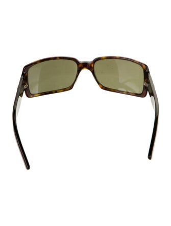 Gucci Square Tinted Sunglasses
