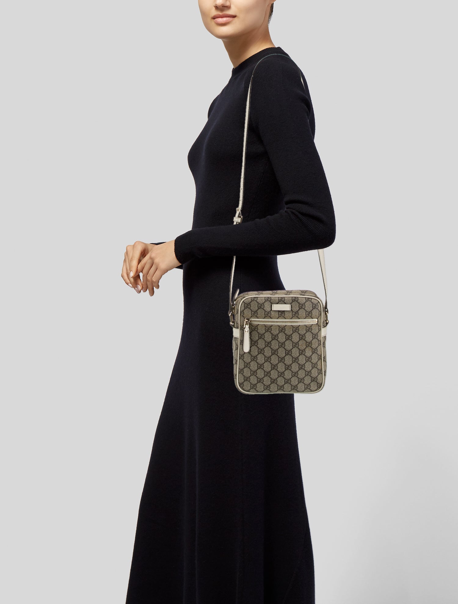 Gucci GG Supreme Crossbody Bag