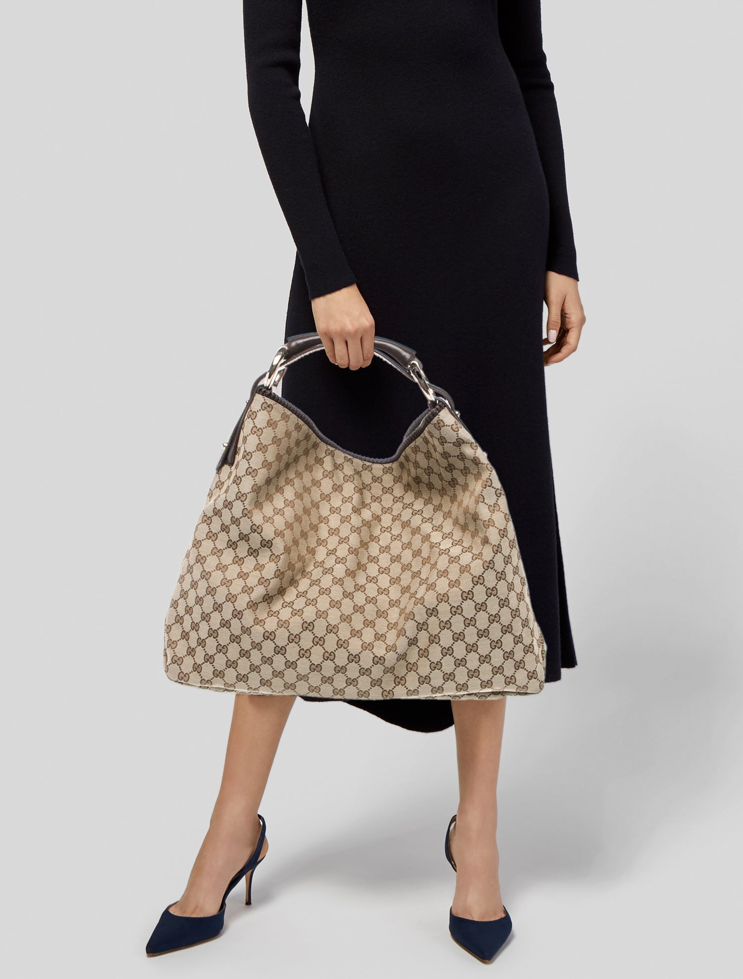 Gucci GG Canvas Sukey