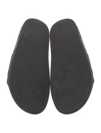 Gucci Gucci Logo Slide Interlocking G Logo Slides