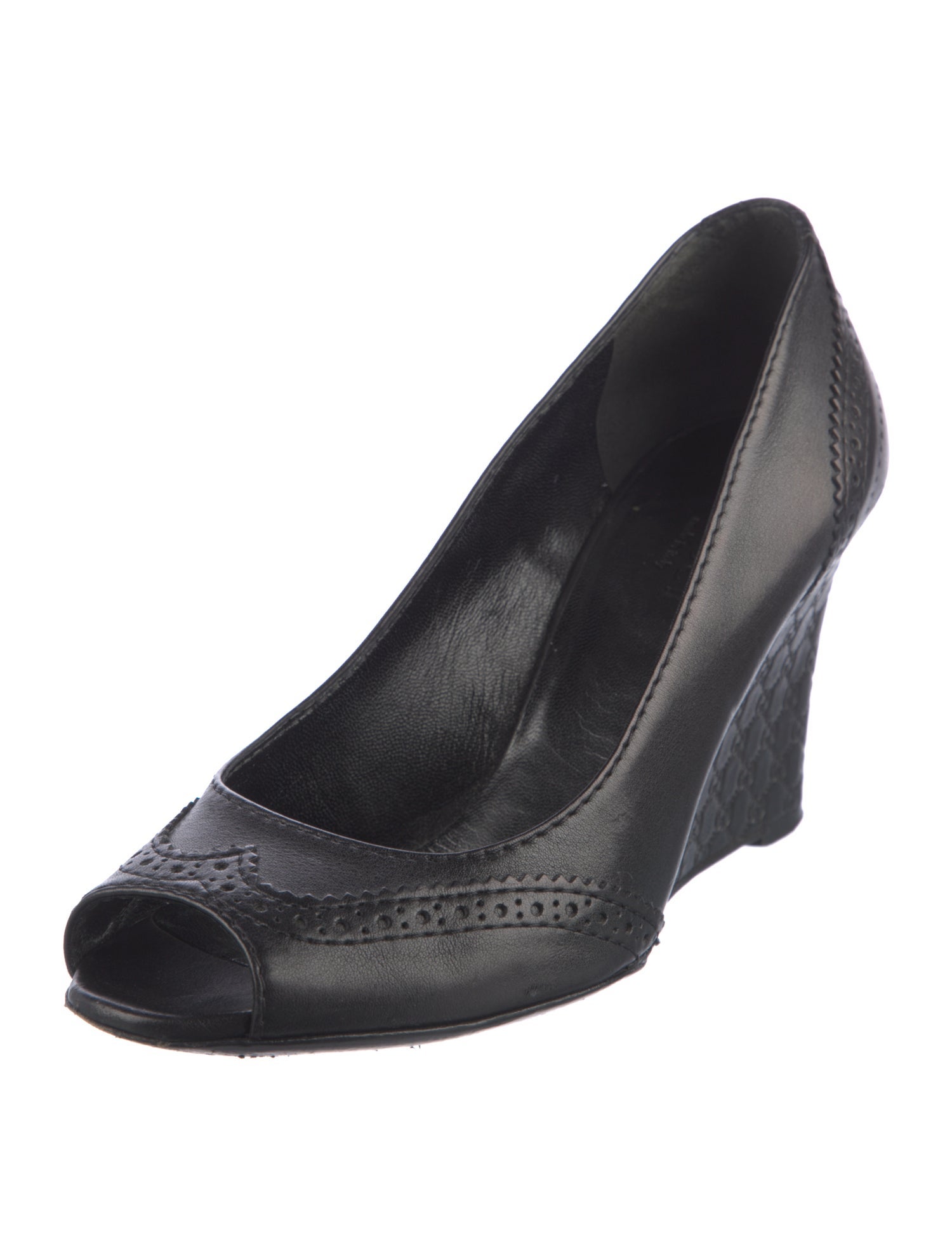Gucci Leather Pumps