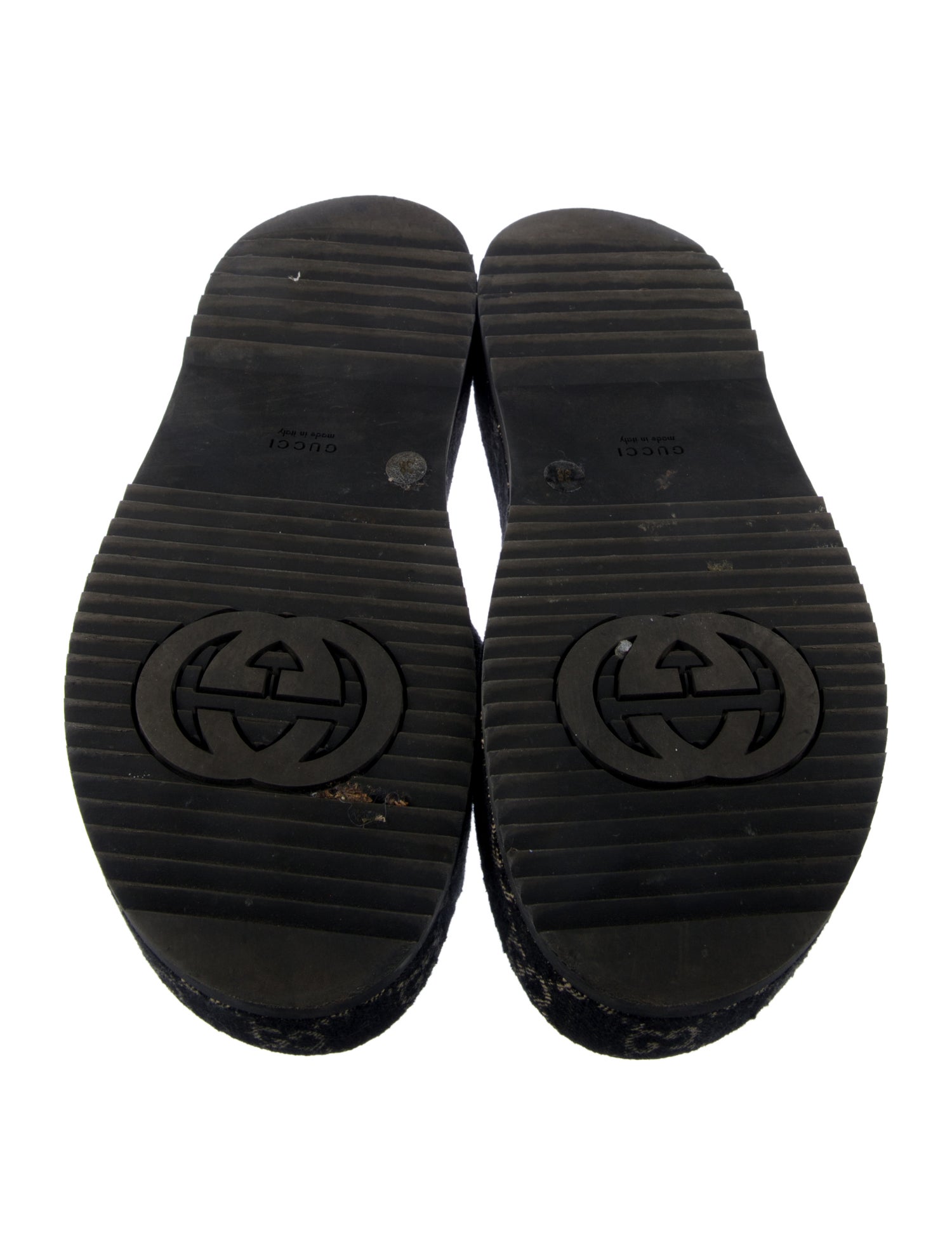 Gucci GG Supreme Canvas Slides