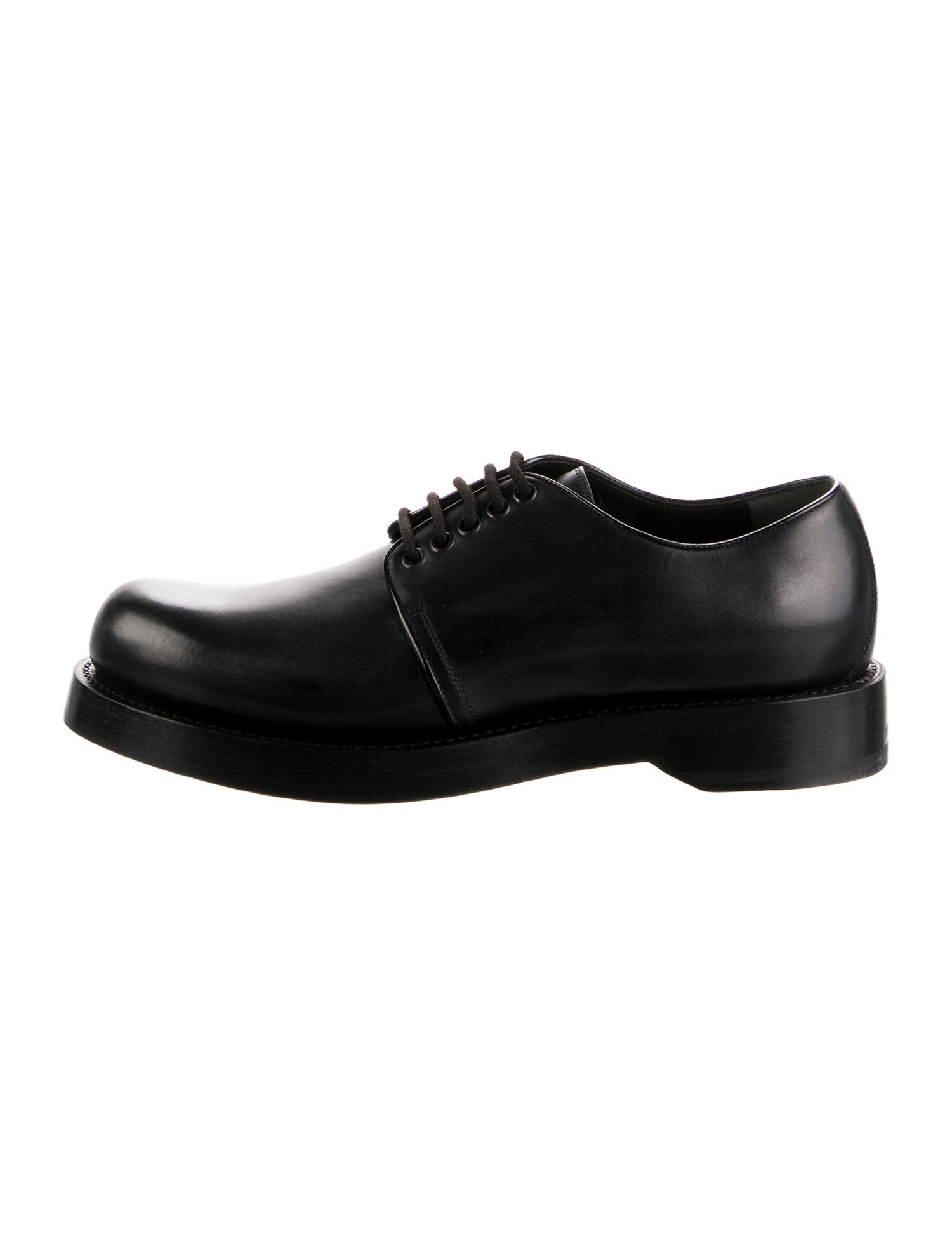 Gucci Leather Derby Shoes