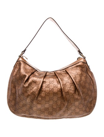 Gucci GG Signature Sukey Medium