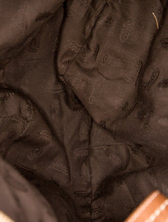 Gucci GG Signature Sukey Medium