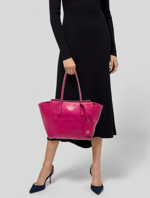 Gucci Interlocking G Swing Medium