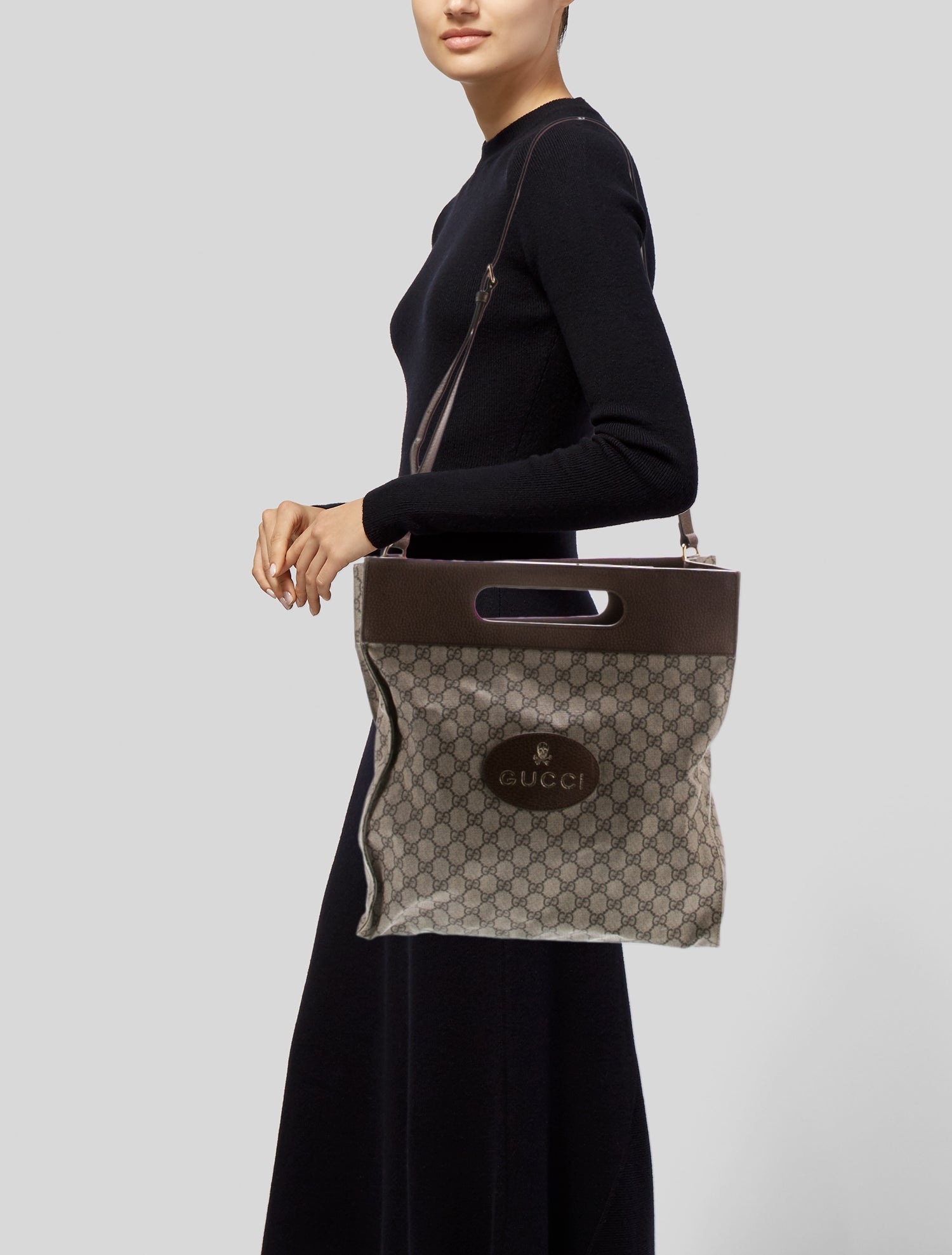 Gucci GG Supreme Crossbody Bag