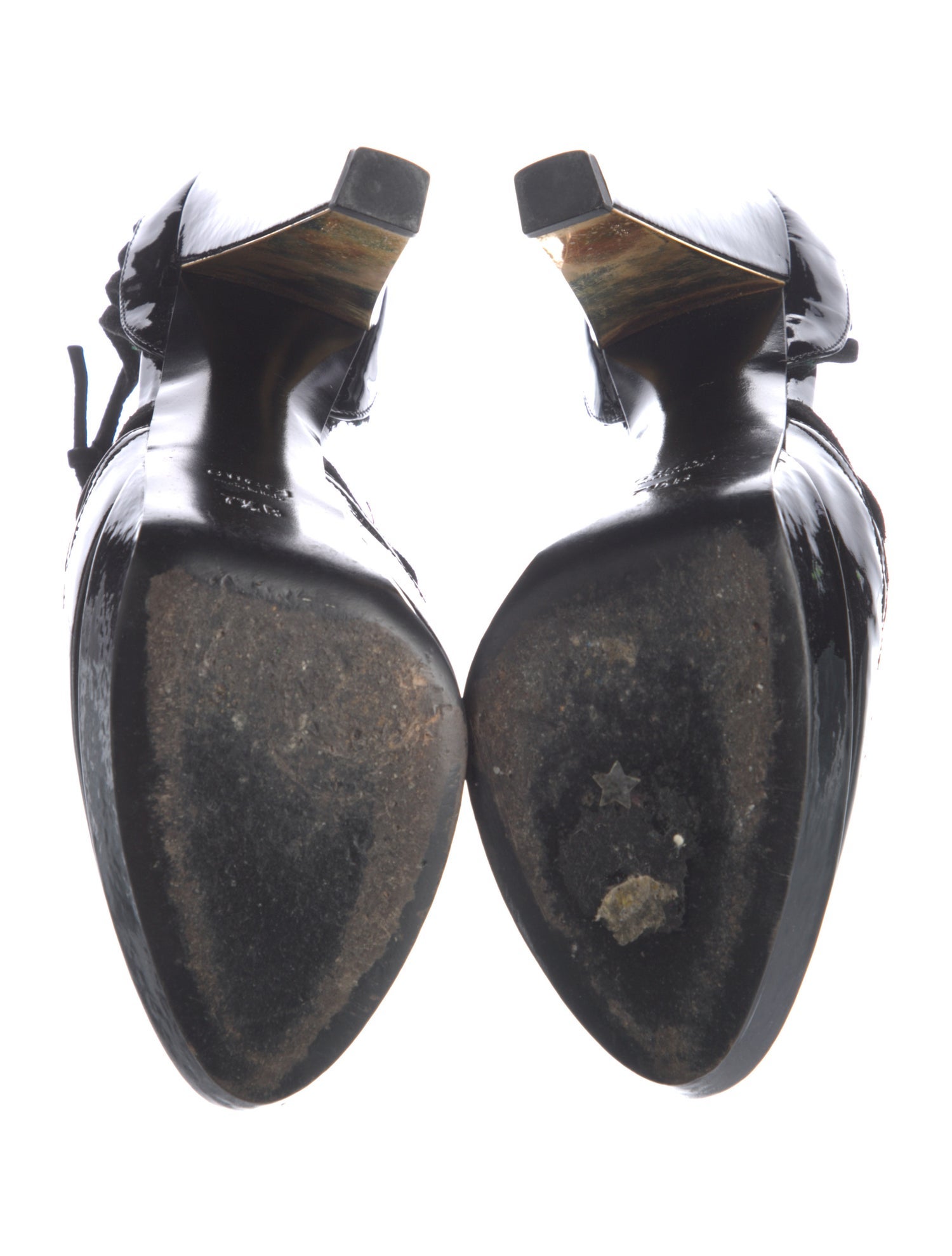 Gucci Patent Leather Bow Accents D'Orsay Pumps