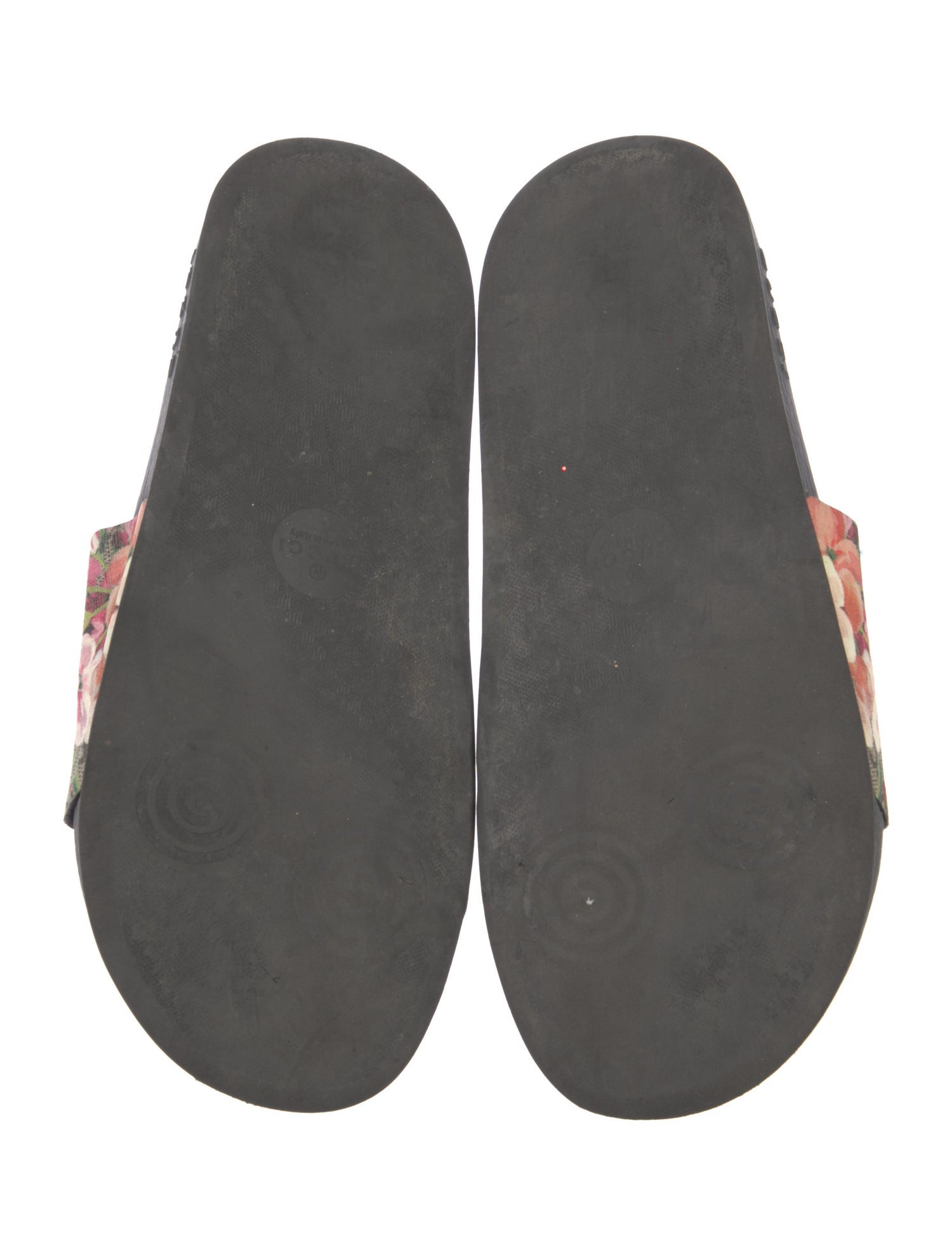 Gucci GG Supreme Slides