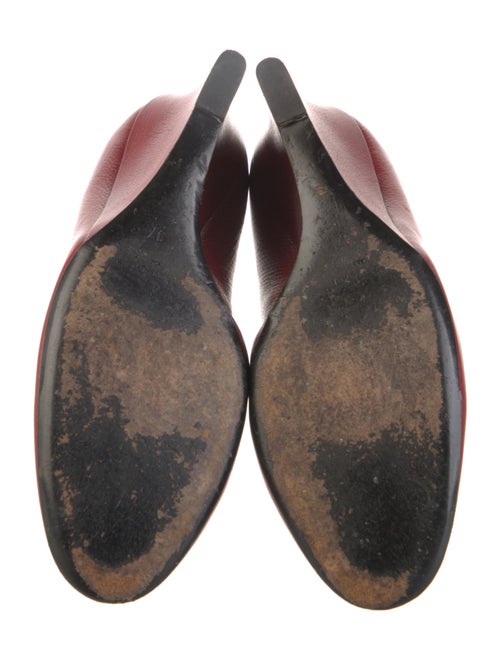 Gucci Interlocking G Logo Leather Pumps