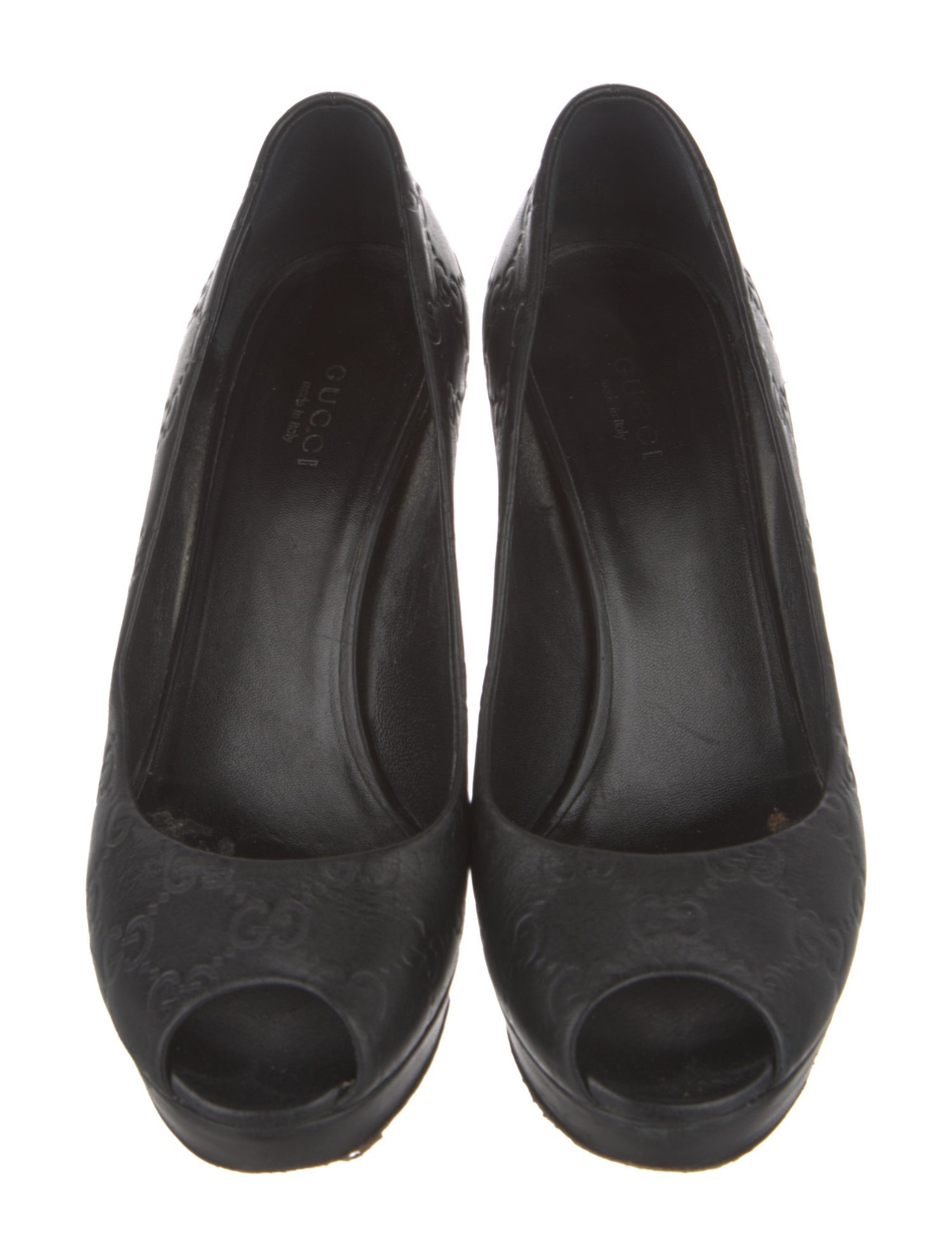 Gucci GG Signature Leather Pumps