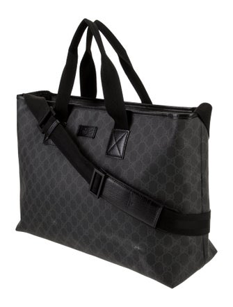 Gucci GG Supreme Weekender Bag