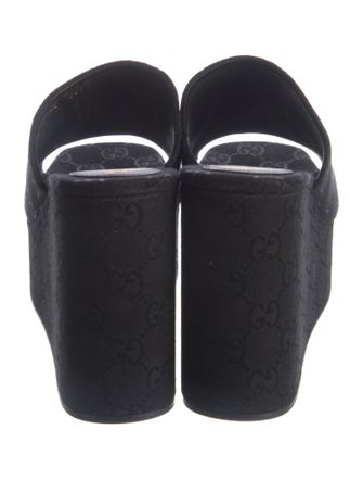 Gucci GG Canvas Slides