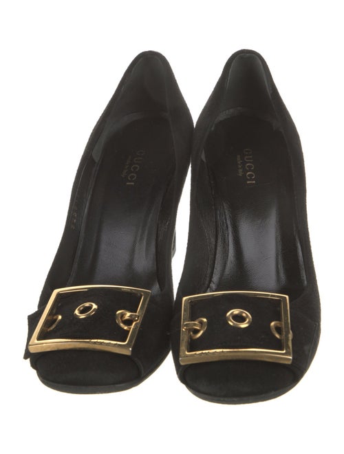 Gucci Suede Pumps
