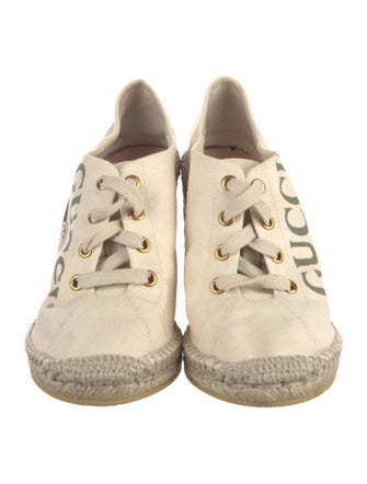 Gucci Canvas Printed Pumps