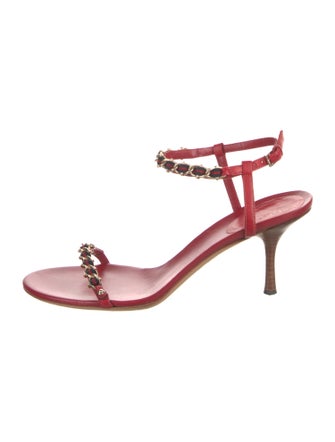Gucci Chain-Link Accent Leather Sandals