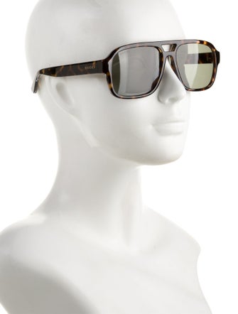 Gucci Aviator Tinted Sunglasses