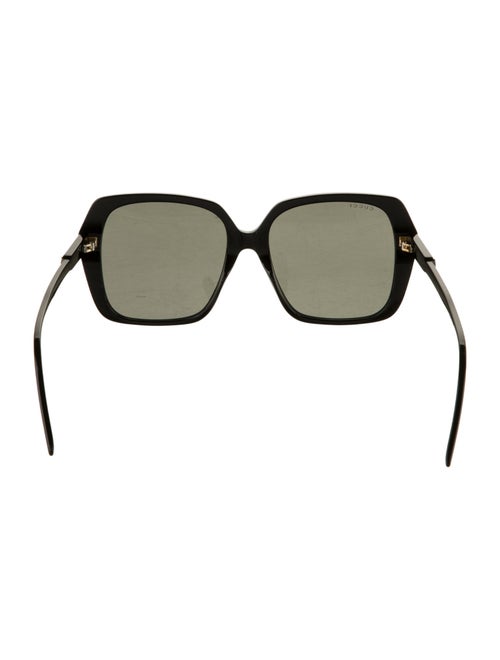Gucci Square Tinted Sunglasses