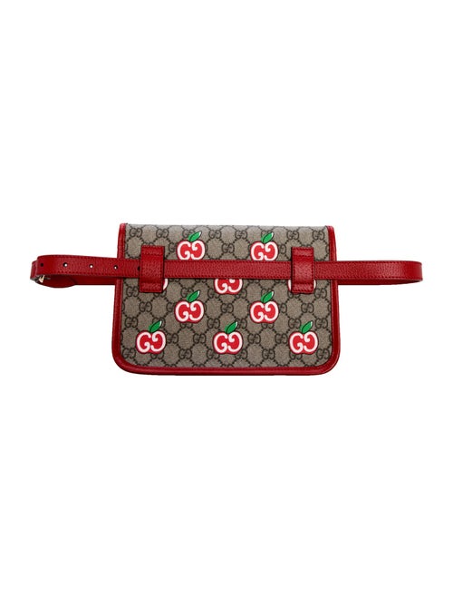 Gucci GG Supreme Interlocking G