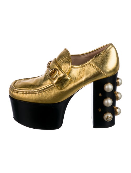 Gucci Faux Pearl Accents Leather Pumps