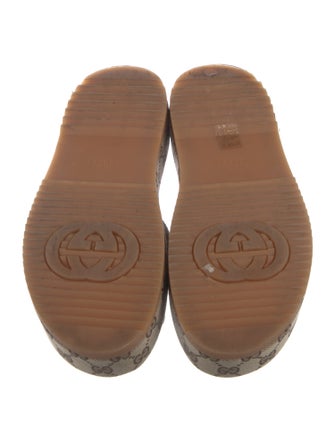 Gucci GG Canvas Canvas Slides
