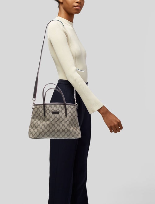 Gucci GG Supreme Shoulder Bag