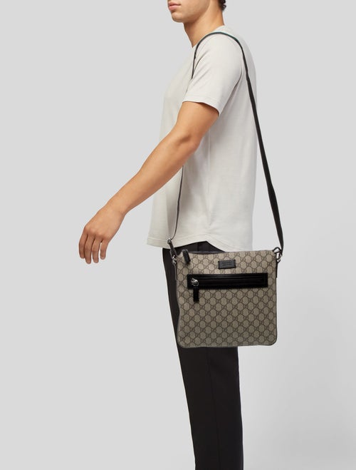 Gucci GG Supreme Messenger Bag