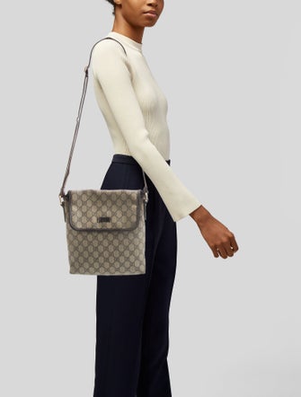 Gucci GG Supreme Messenger Bag