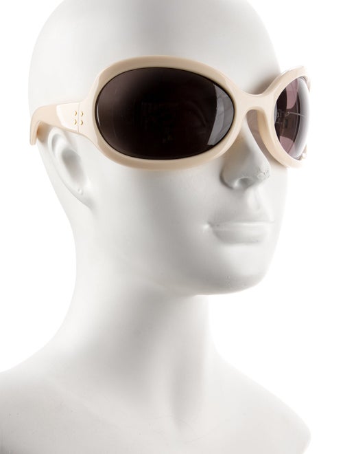 Gucci Oversize Tinted Sunglasses