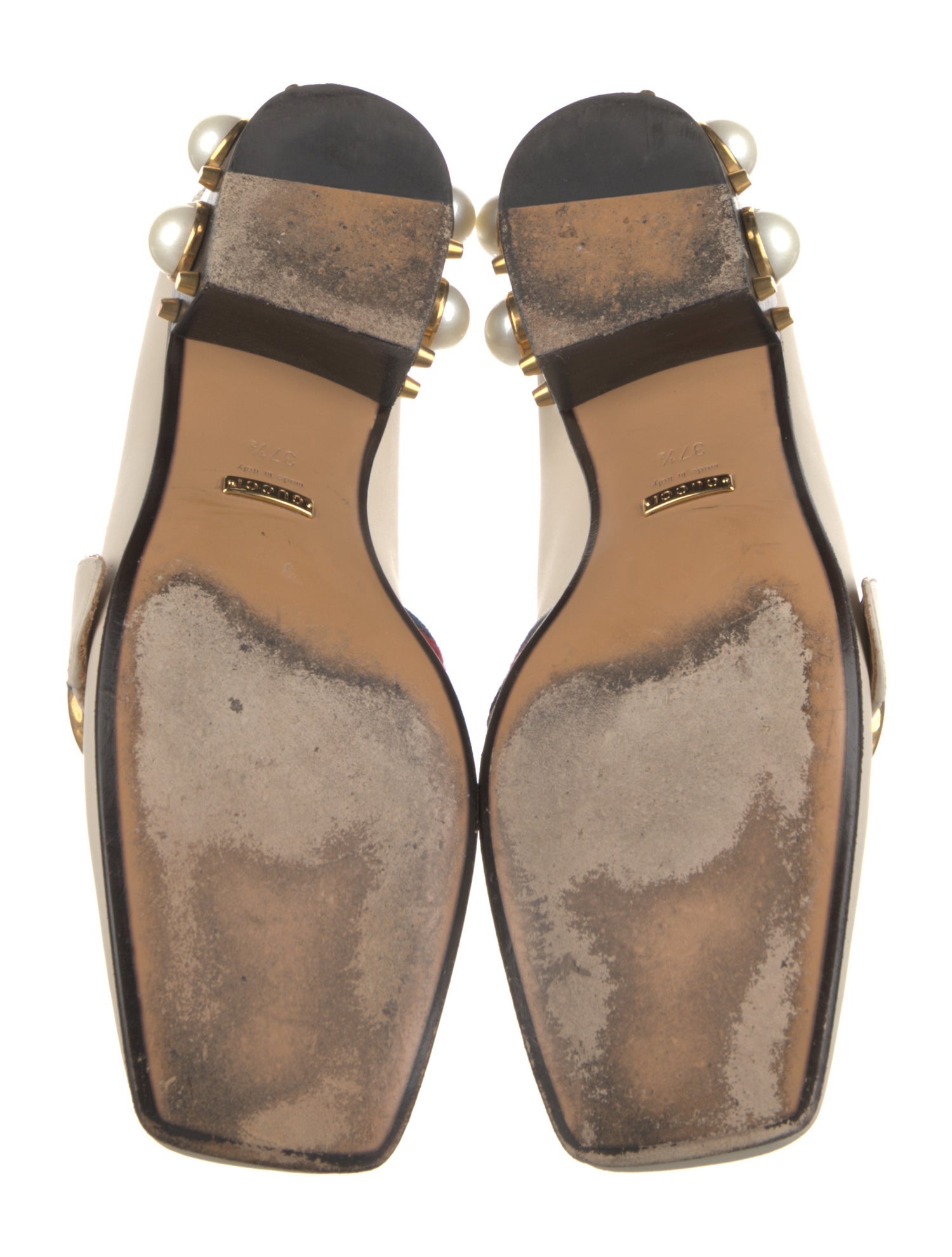 Gucci Double G Logo Leather Pumps