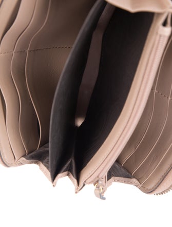 Gucci Calfskin Matelasse GG Marmont Zip Around Wallet Double G Logo Continental Wallet