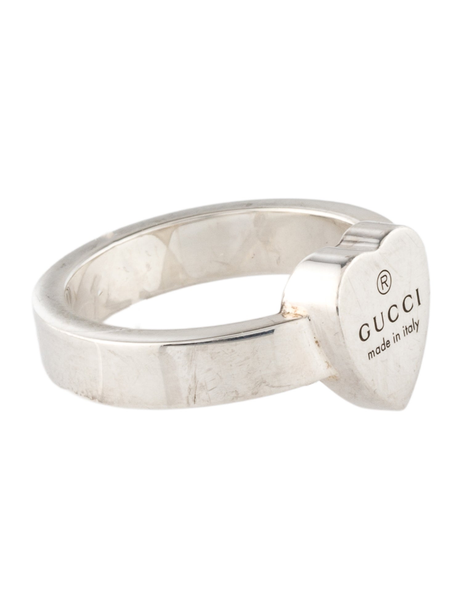 Gucci Heart Trademark Cocktail Ring