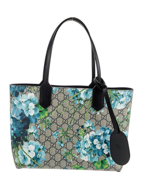 Gucci GG Supreme Reversible Small