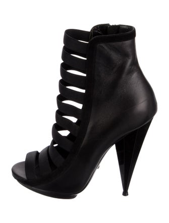 Gucci Leather Cutout Accent Boots