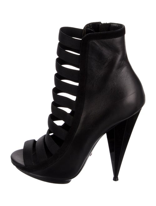 Gucci Leather Cutout Accent Boots