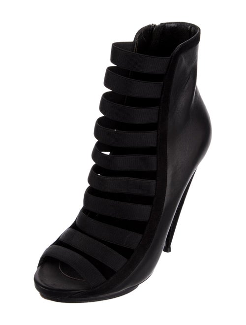 Gucci Leather Cutout Accent Boots