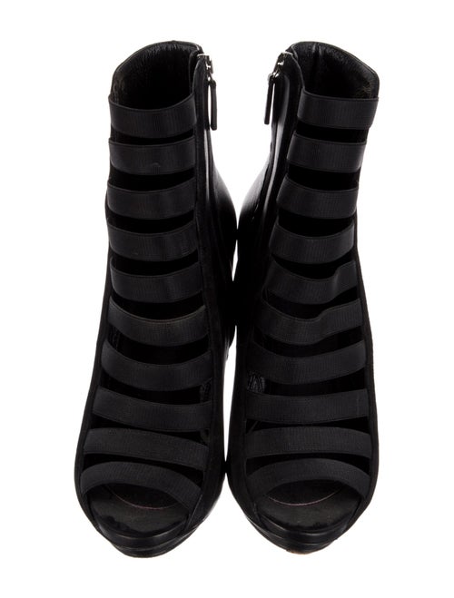 Gucci Leather Cutout Accent Boots