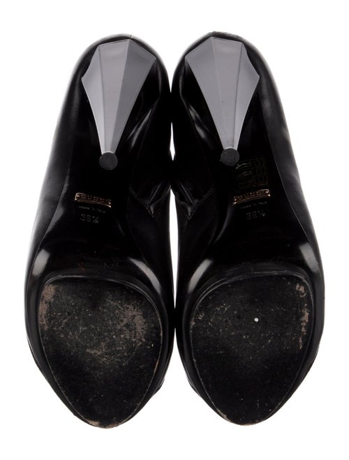 Gucci Leather Cutout Accent Boots