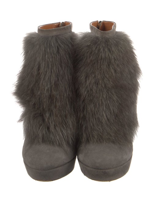 Gucci Bamboo Accent Suede Boots