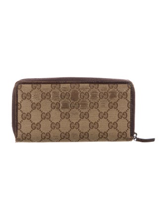 Gucci Bree Zip GG Canvas Wallet