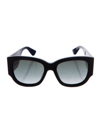 Gucci Interlocking G Logo Oversize Sunglasses