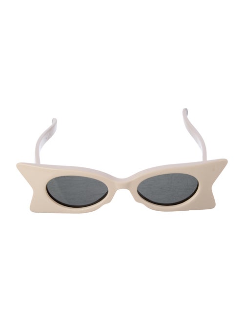 Gucci Cat-Eye Tinted Sunglasses