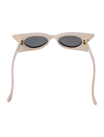 Gucci Cat-Eye Tinted Sunglasses